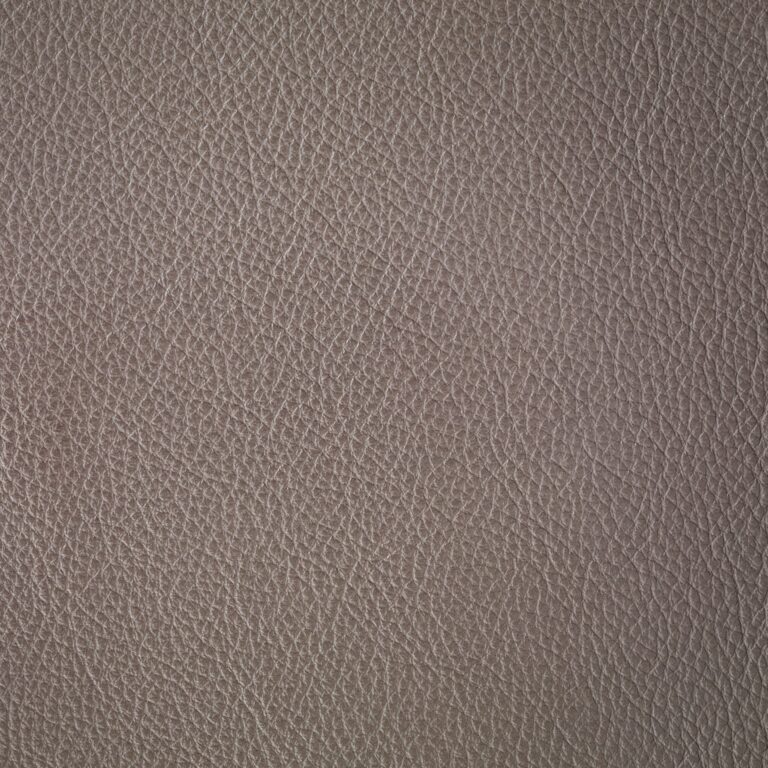 453