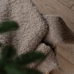 Milk 02 | Bouclé