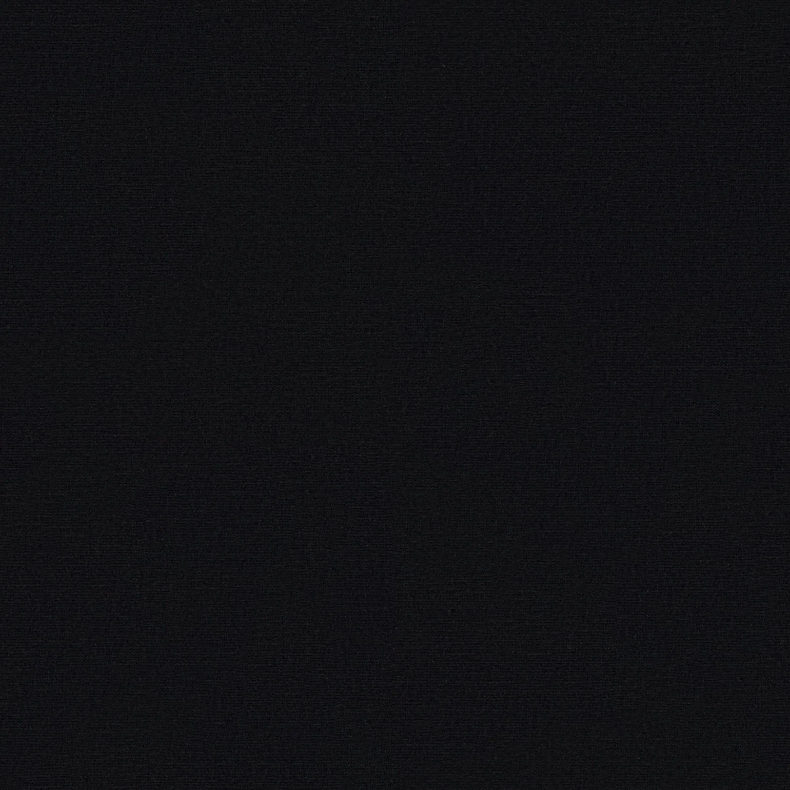 Jet Black 690 | Brooke
