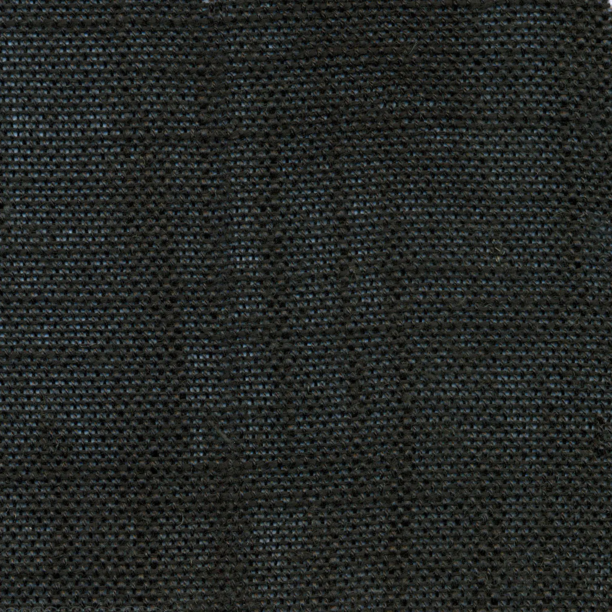 Jet Black 999 | Delicate