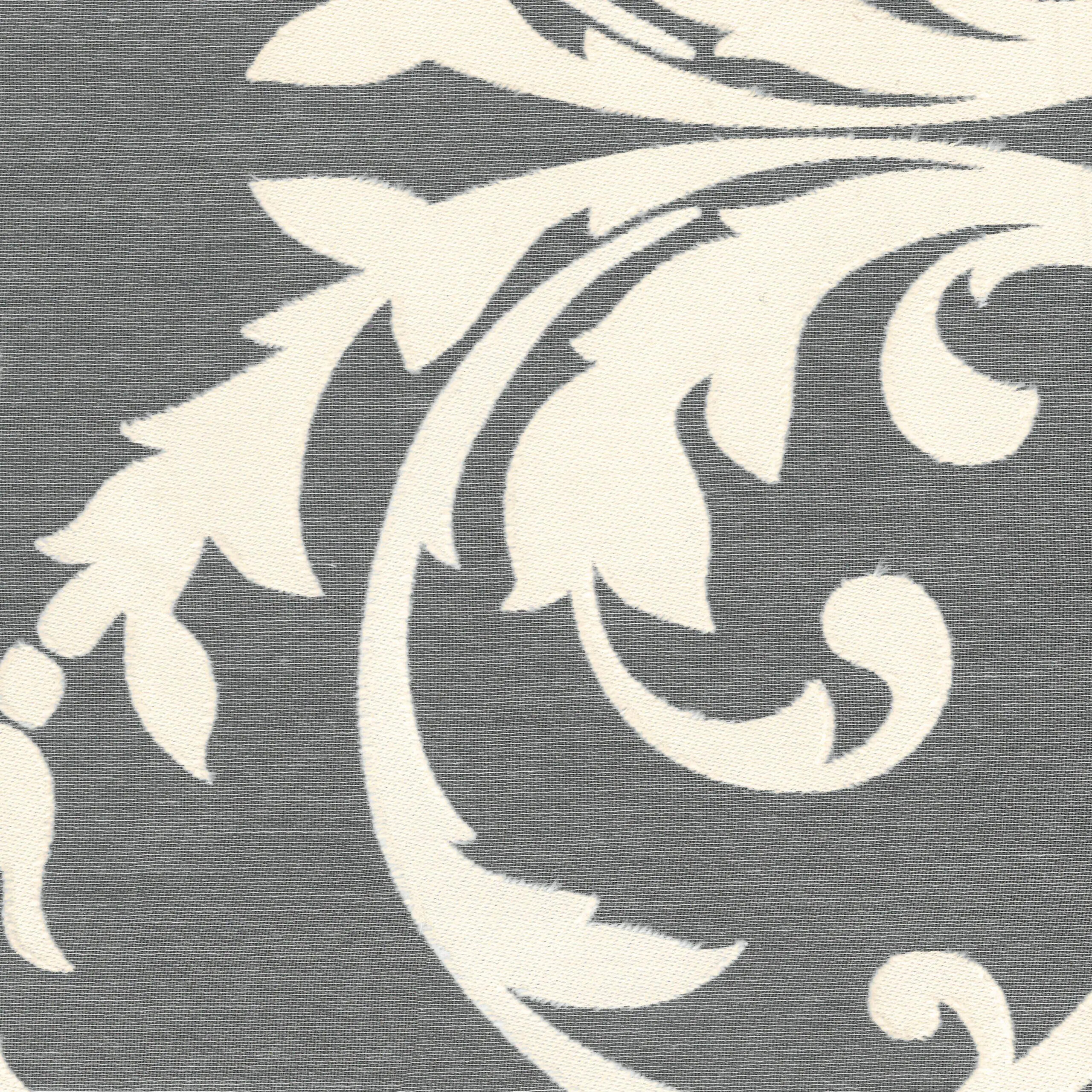 Ivory 07 | Emma