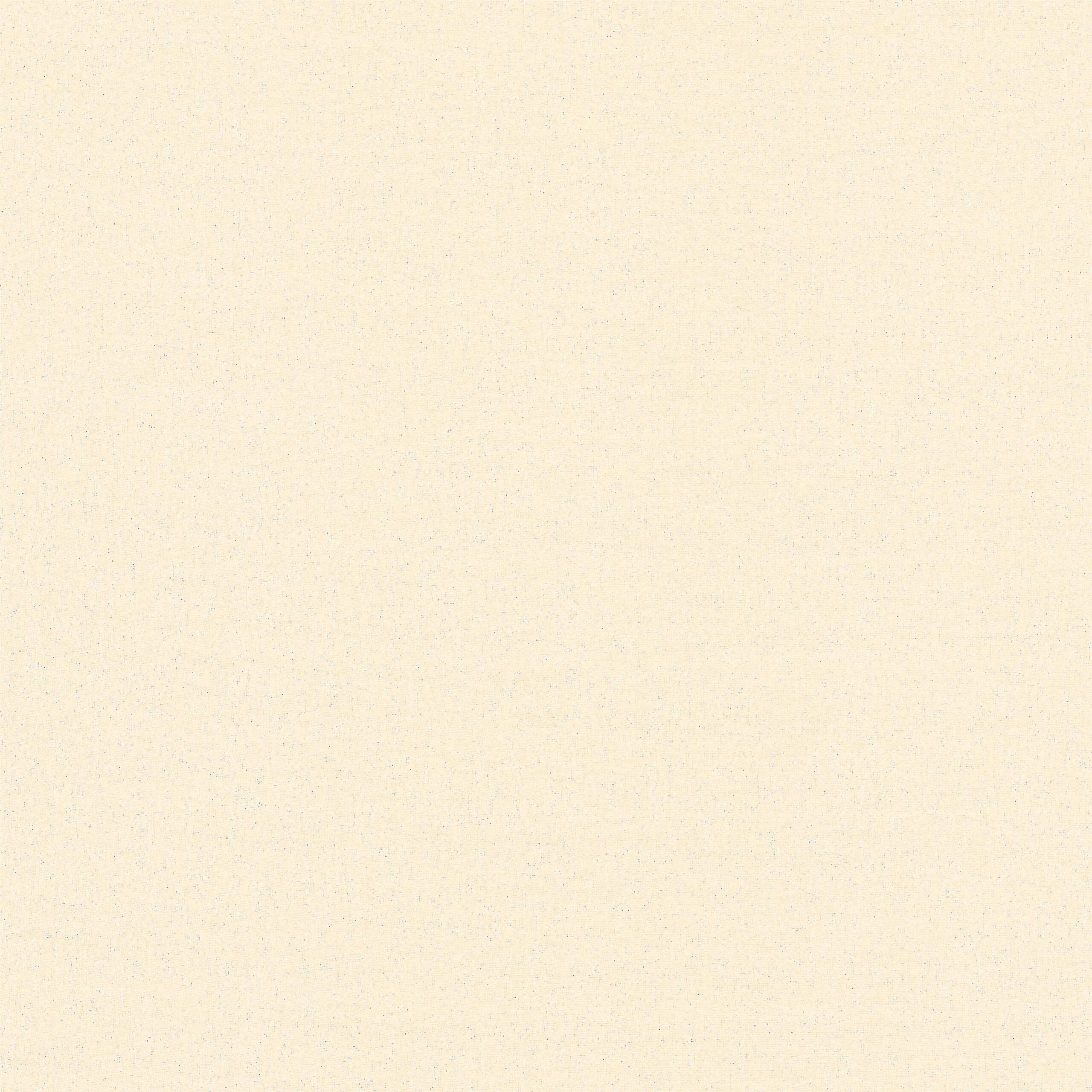 Cream 46 | Holly