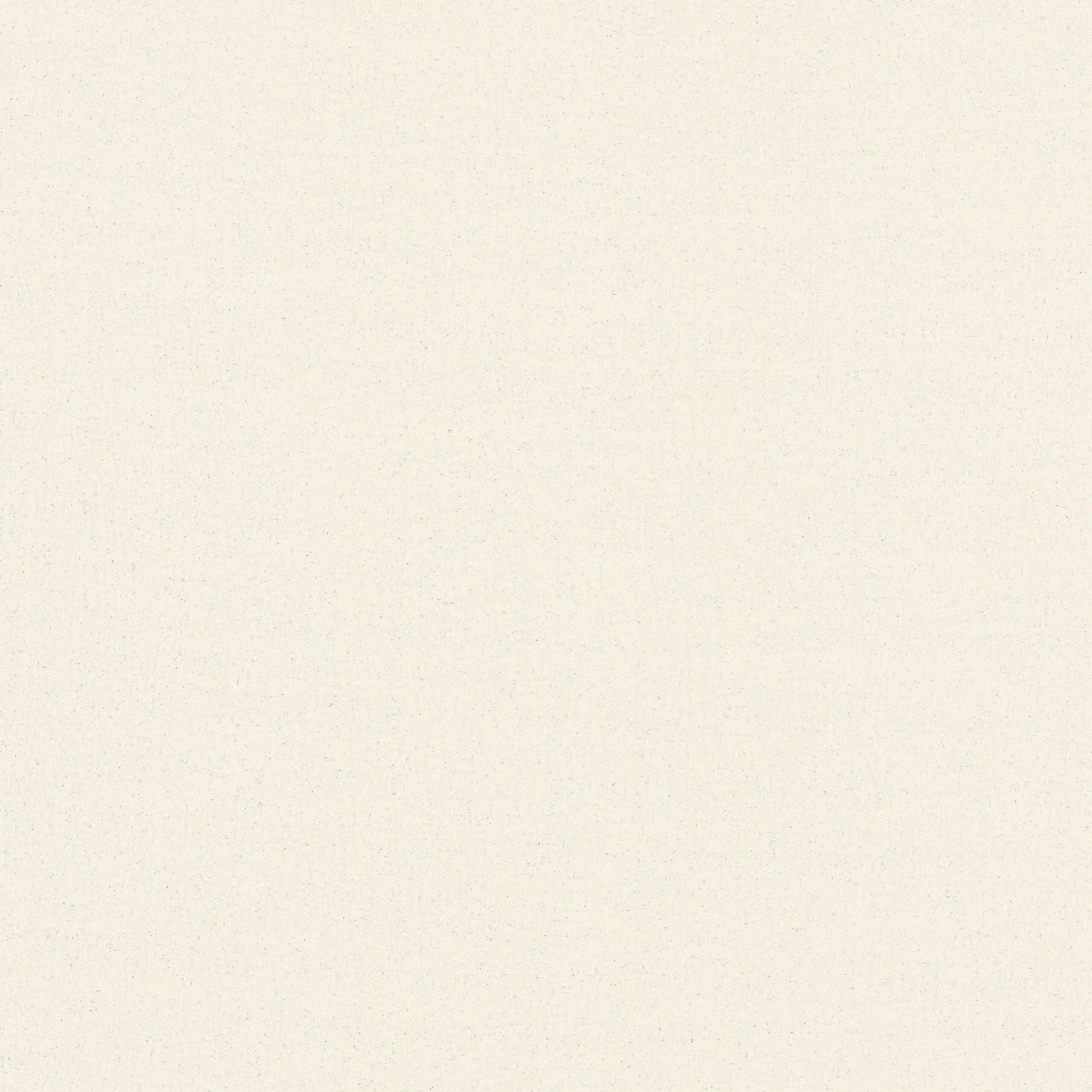 Ivory 47 | Holly