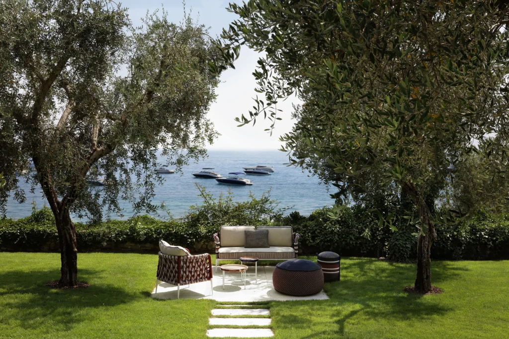Eva Two Seater Sofa AM | 2 Seater