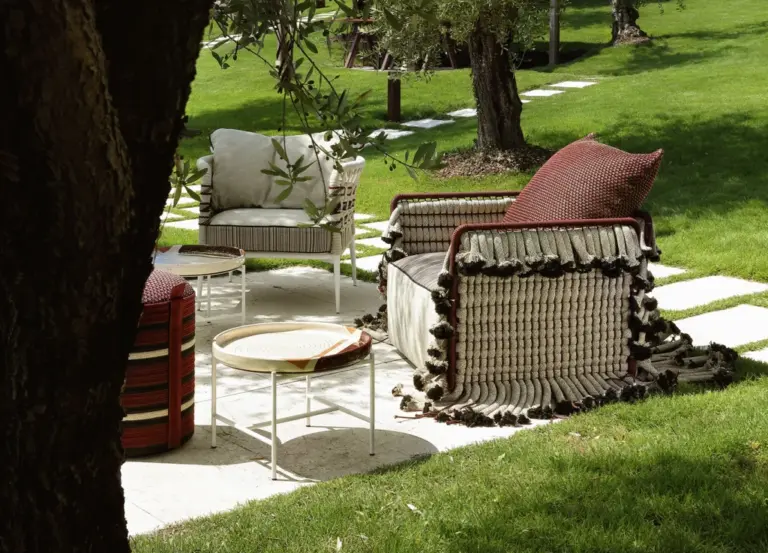 Brique Armchair AM