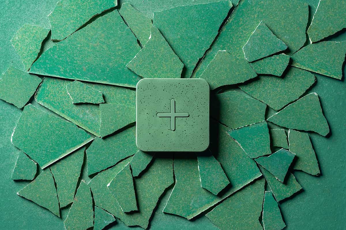 Wireless Charge - Green | Decorative Accents