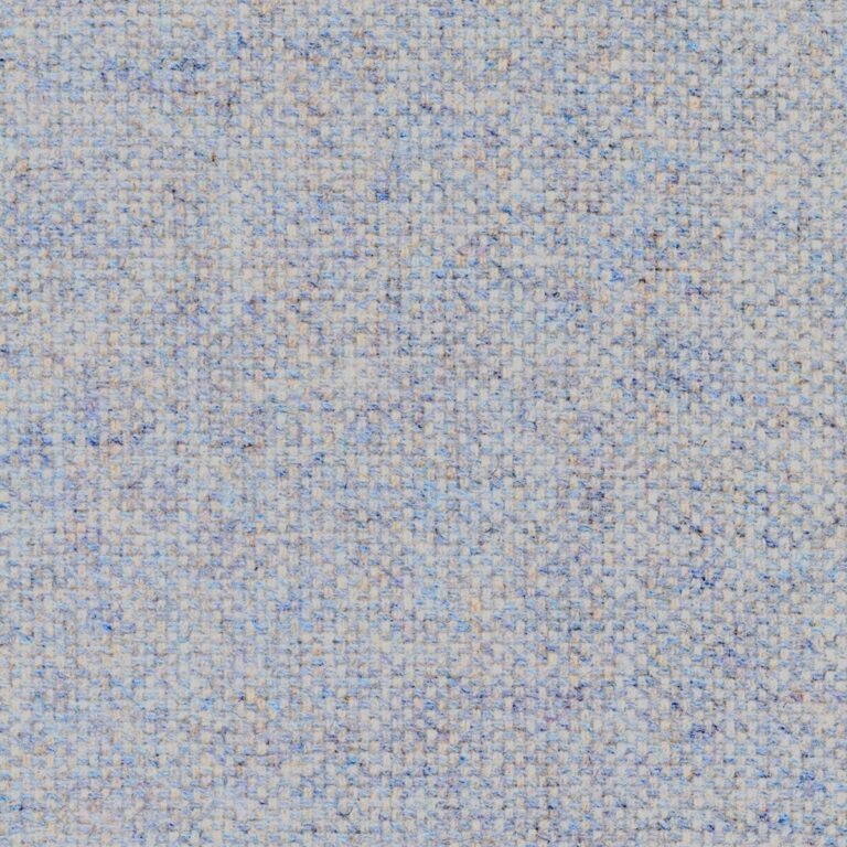 2352