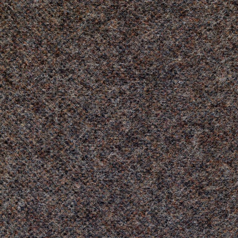 2557