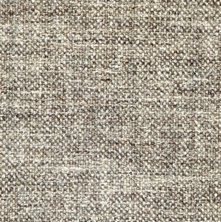 551