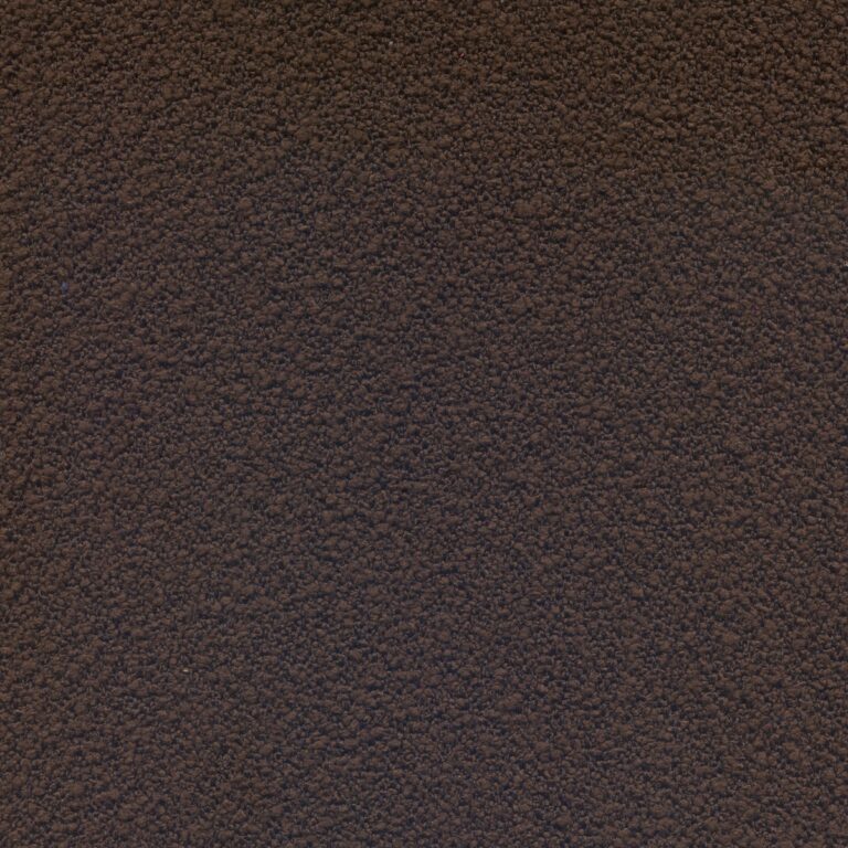 553