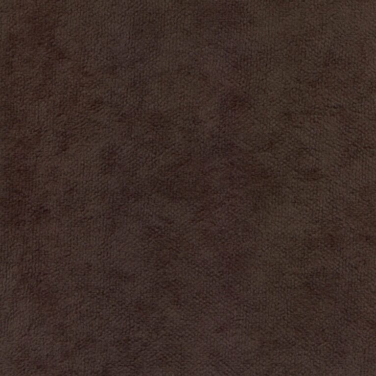 557