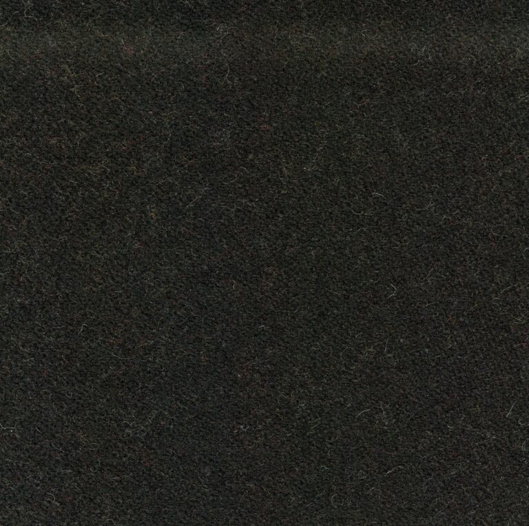 651