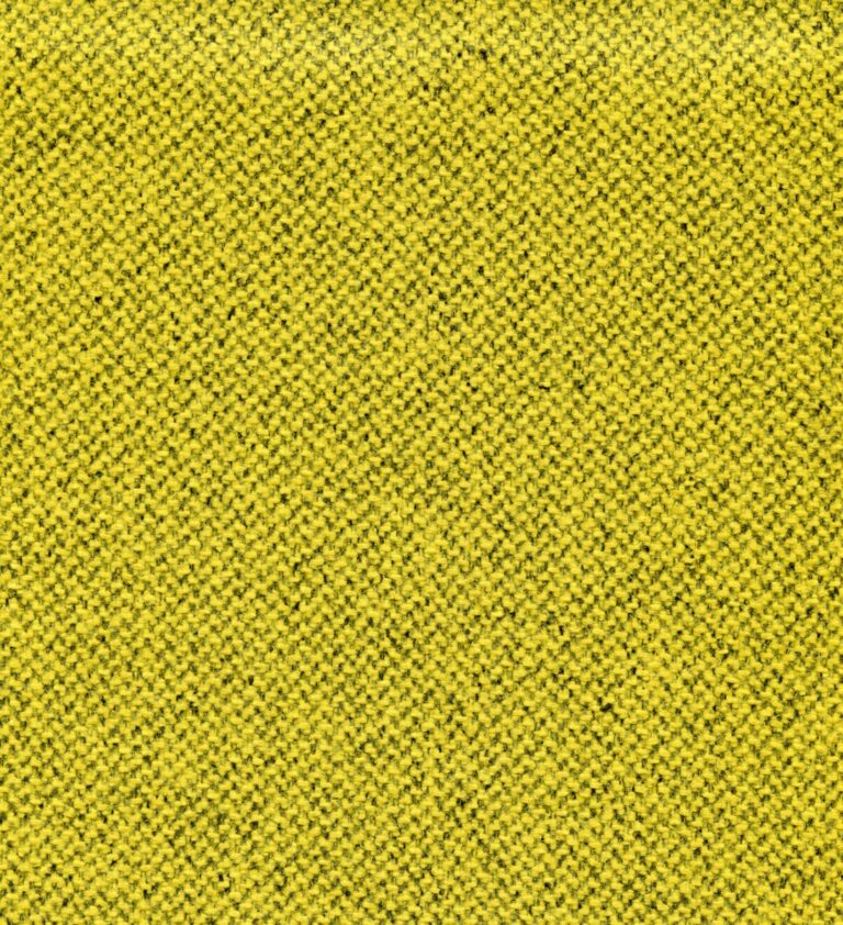 9052
