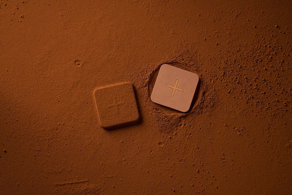 Wireless Charge - Orange | Decorative Accents
