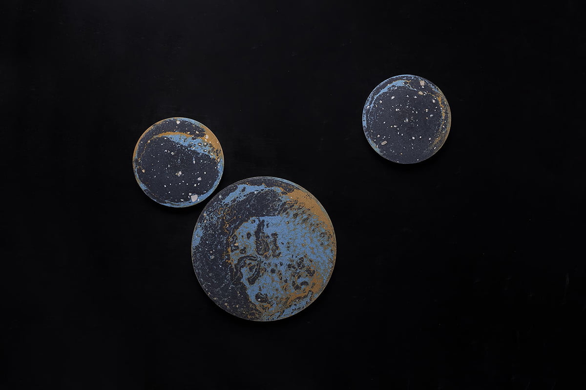 Wireless Charge - Gray | Decorative Accents