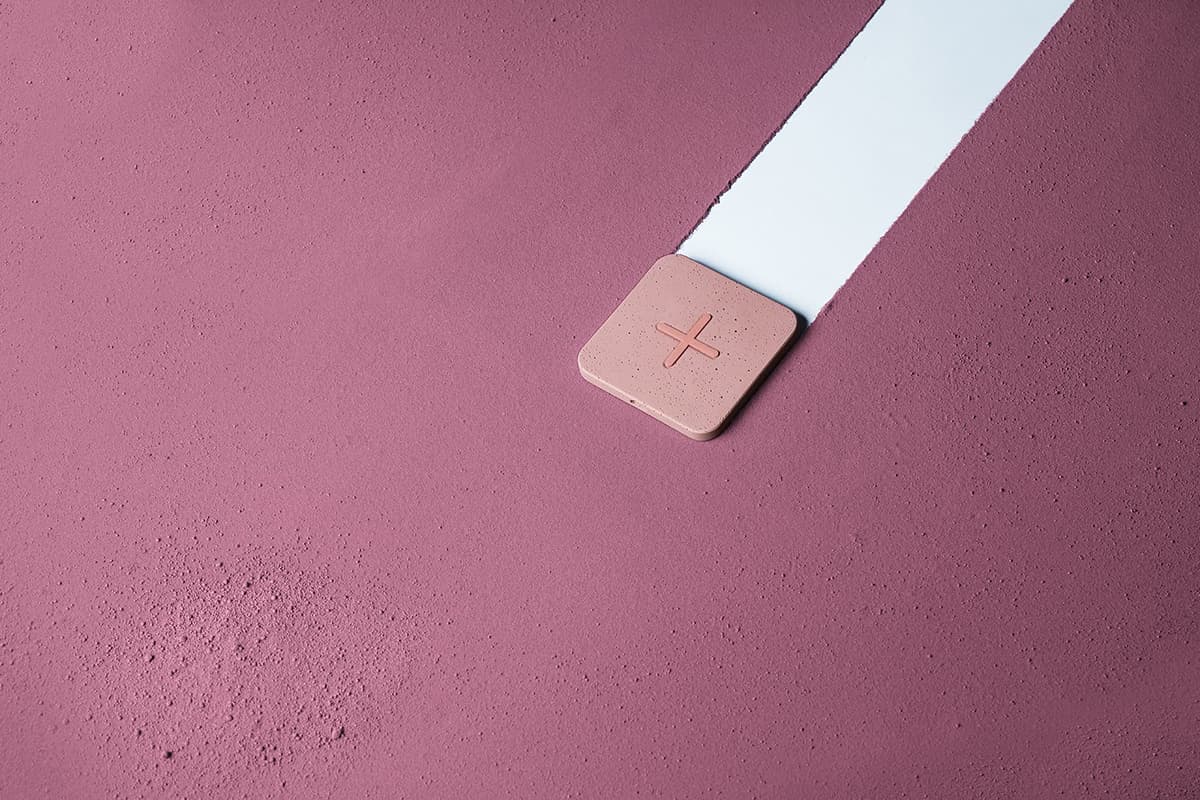 Wireless Charge - Pink | Decorative Accents