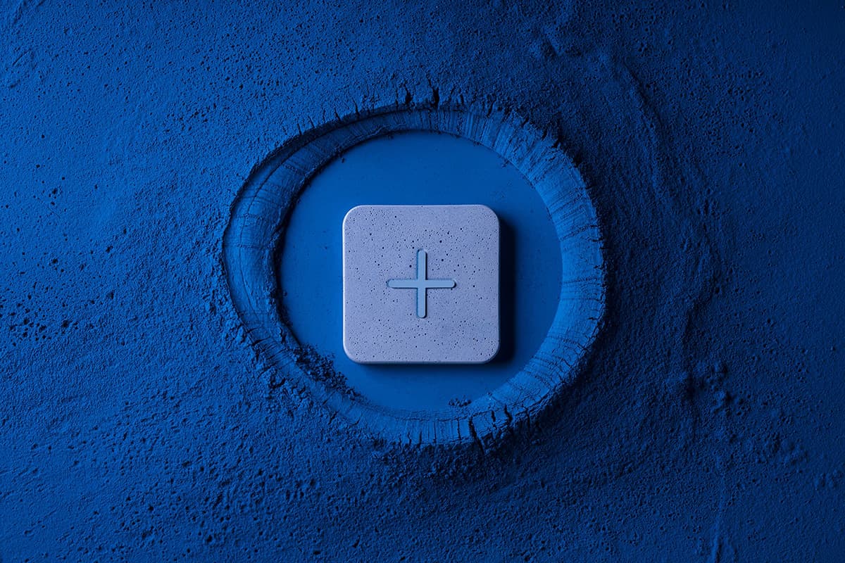 Wireless Charge - Blue | Decorative Accents