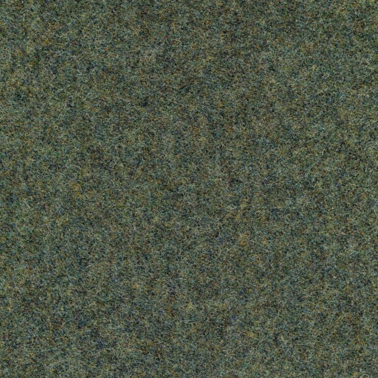 453