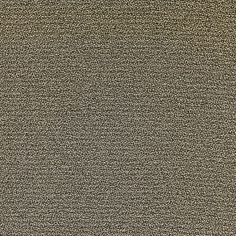 12569