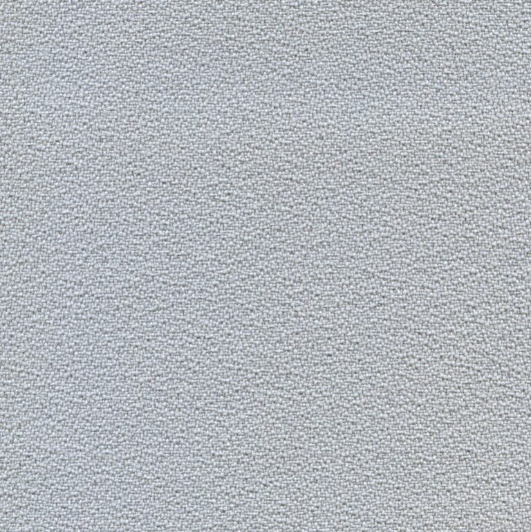 643