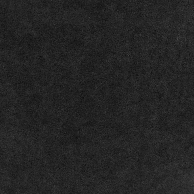 651