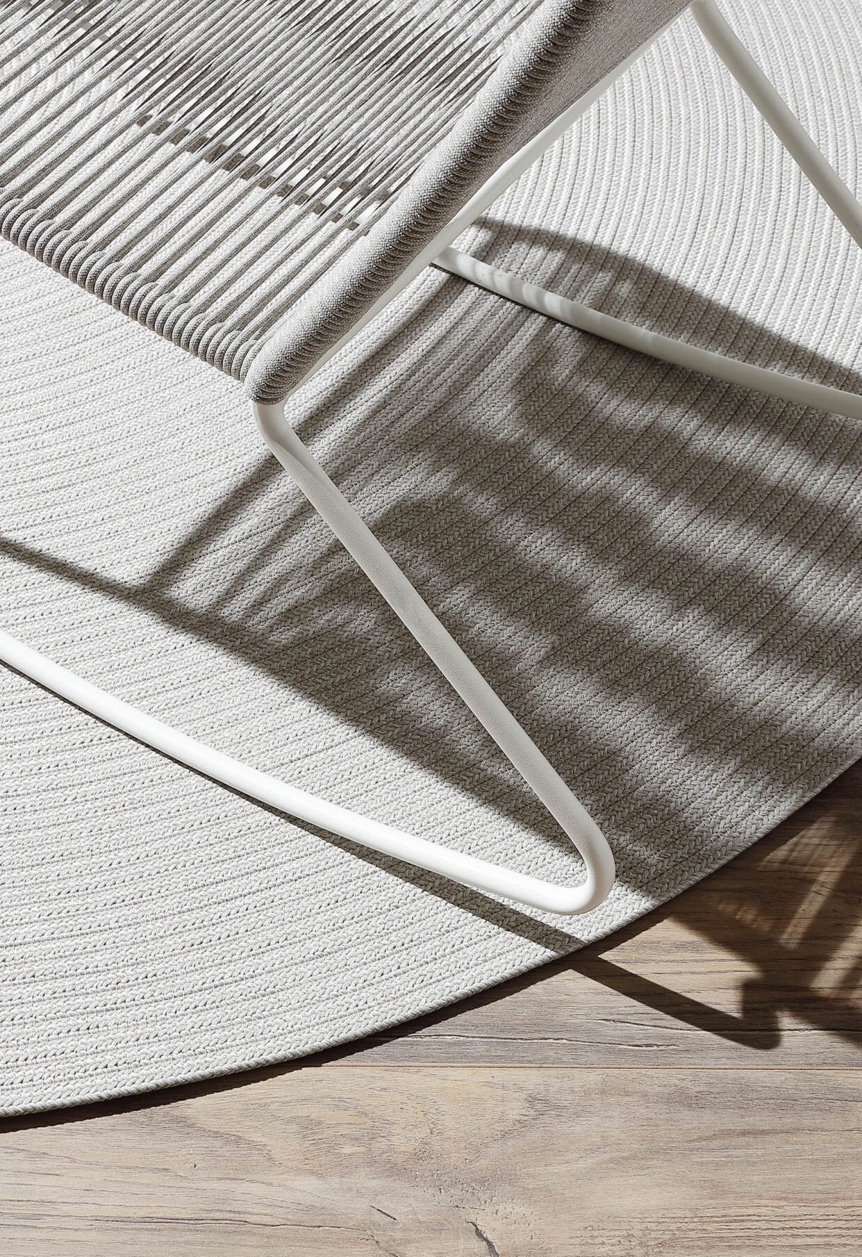 Braided Edges | Round Rugs