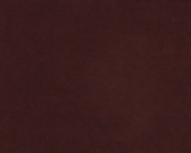 320