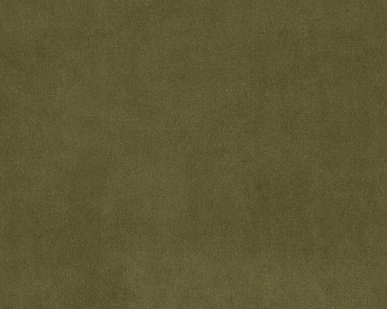 425