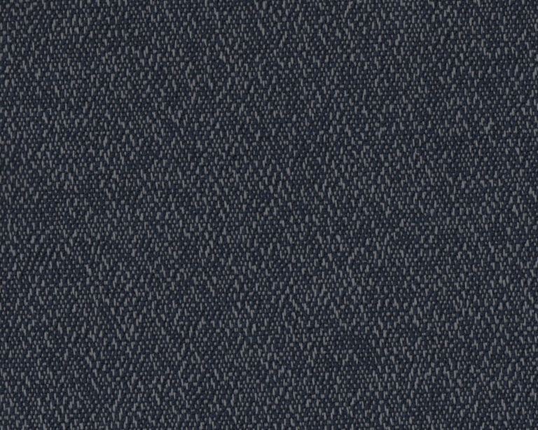 560