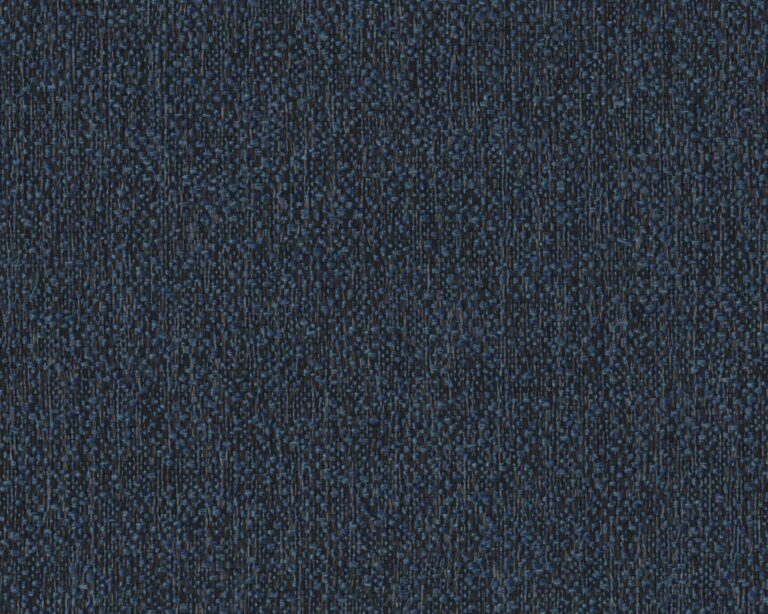 560