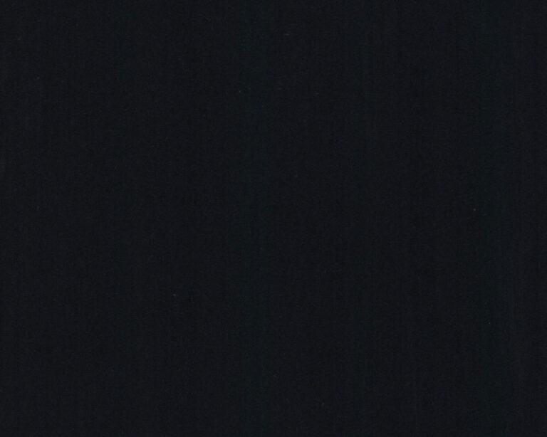 560