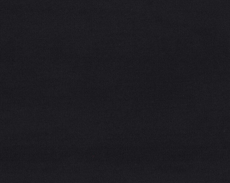 560