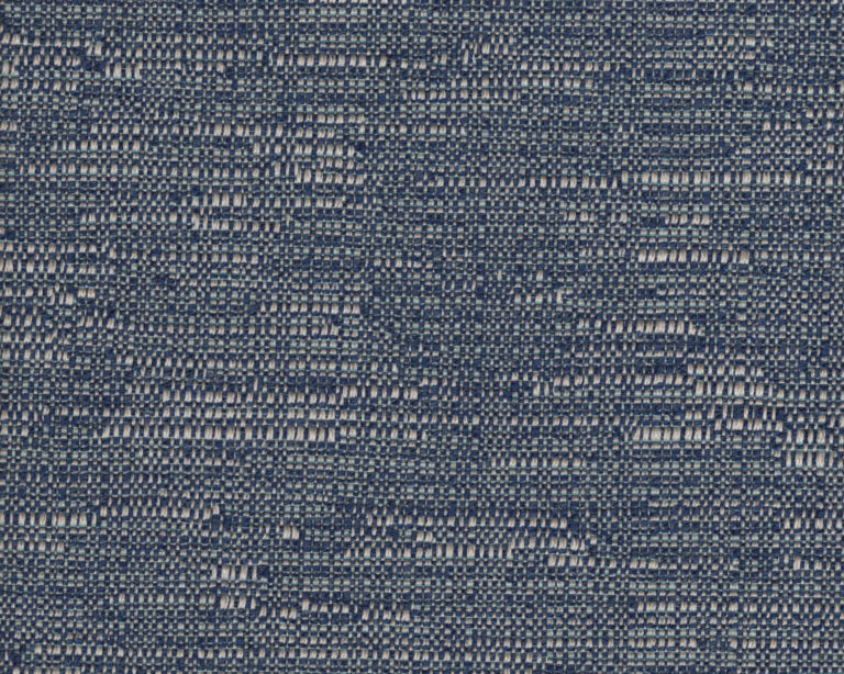 573