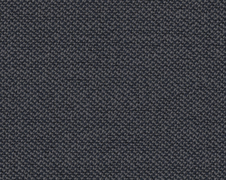 590
