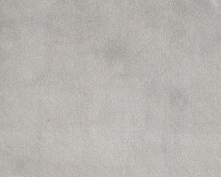 606