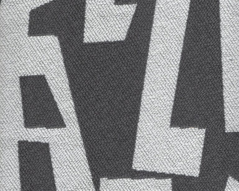 620