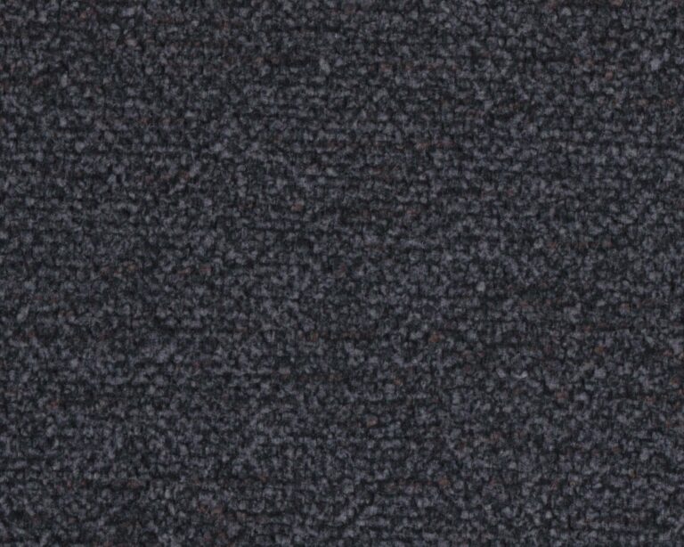 640