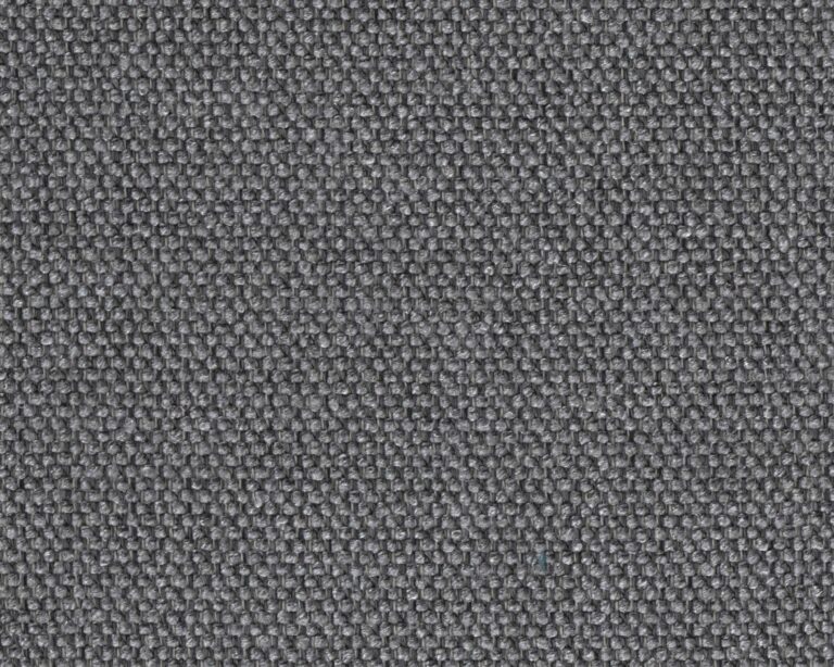640