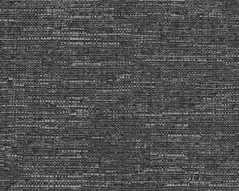 673