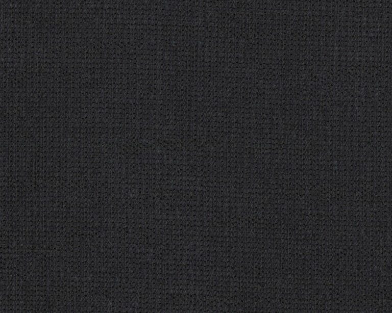690
