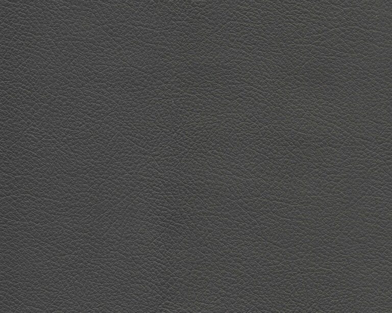 690