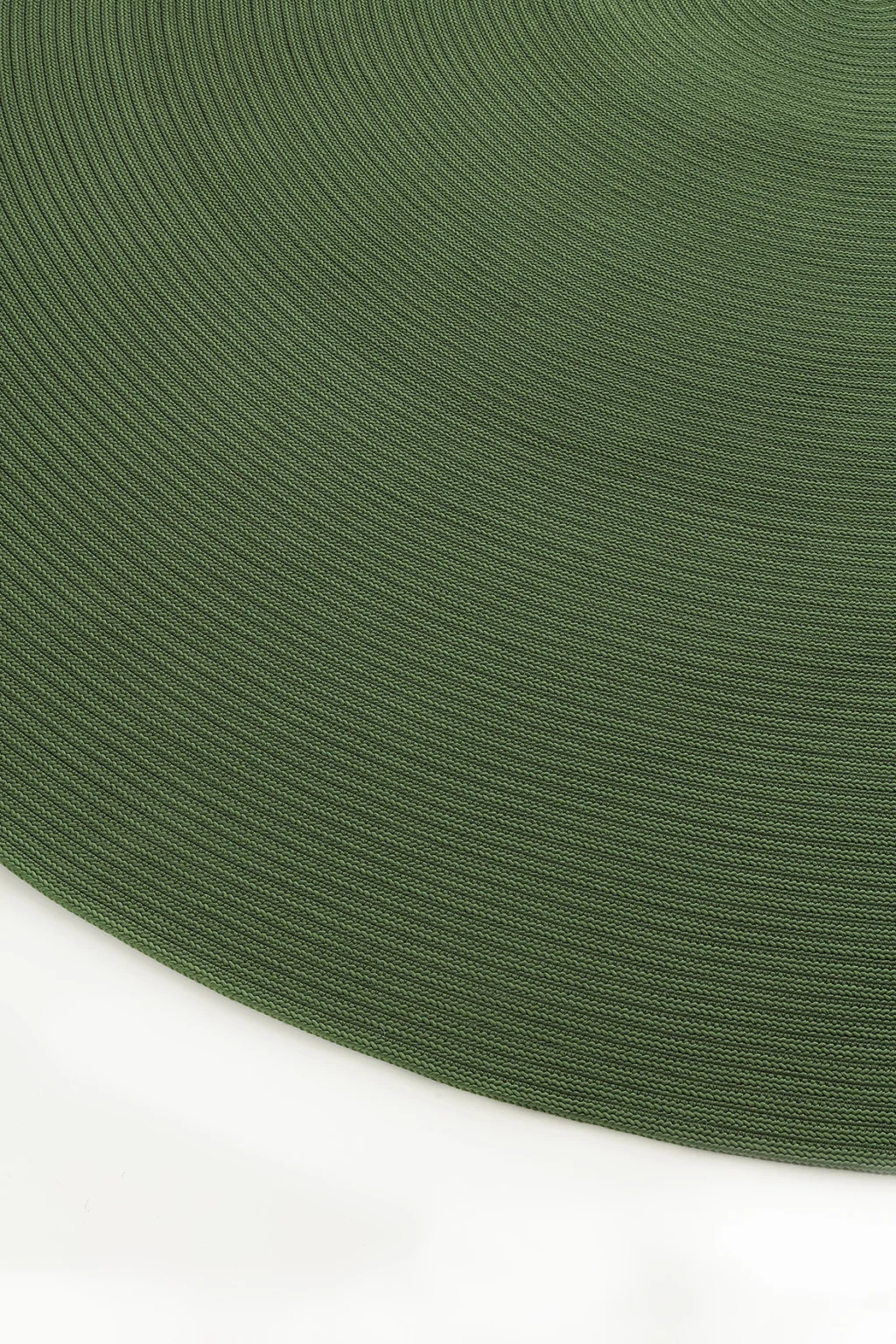 Braided Edges | Round Rugs