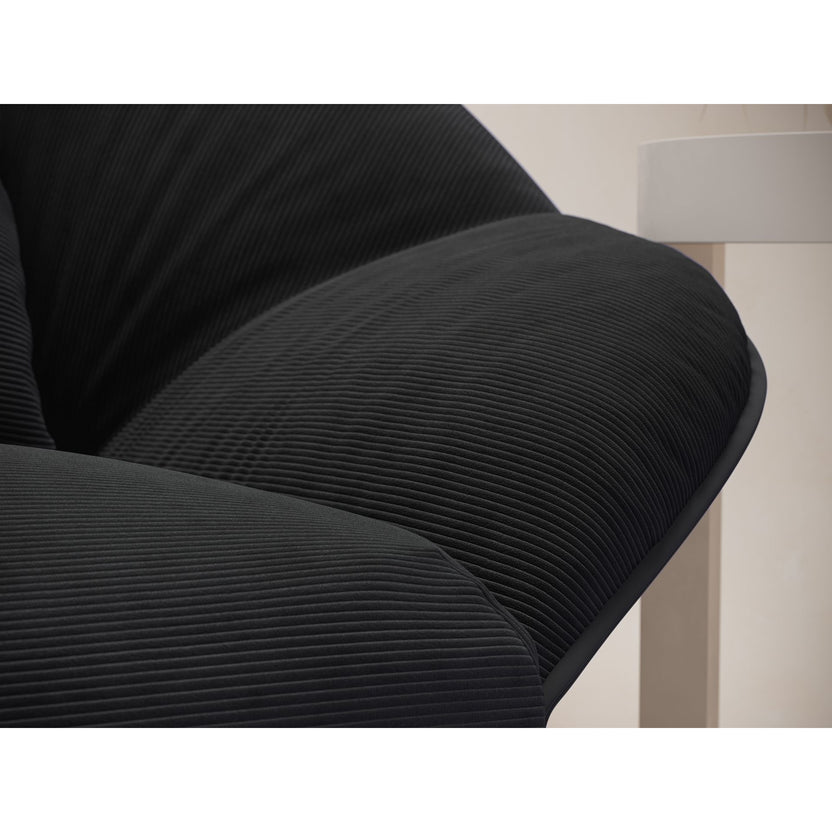 Black | Scala