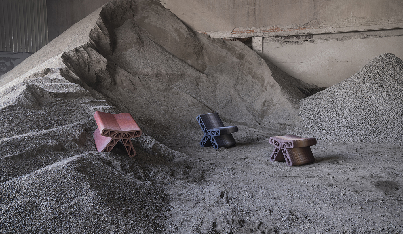 Recliner | Public