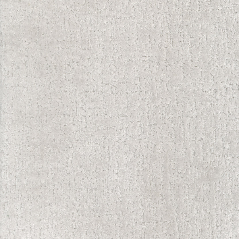 Nude | Majestic