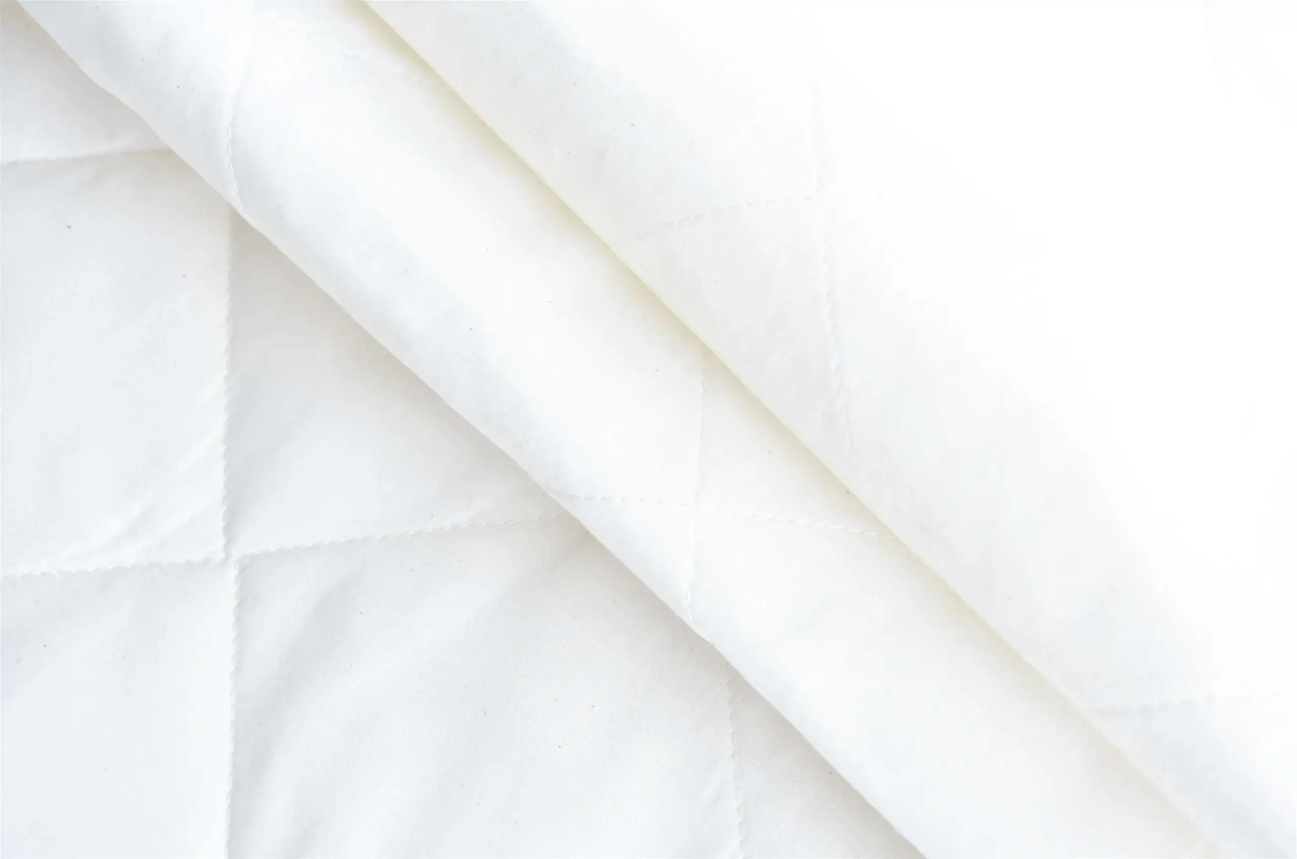 White 01 | Quilted 100G