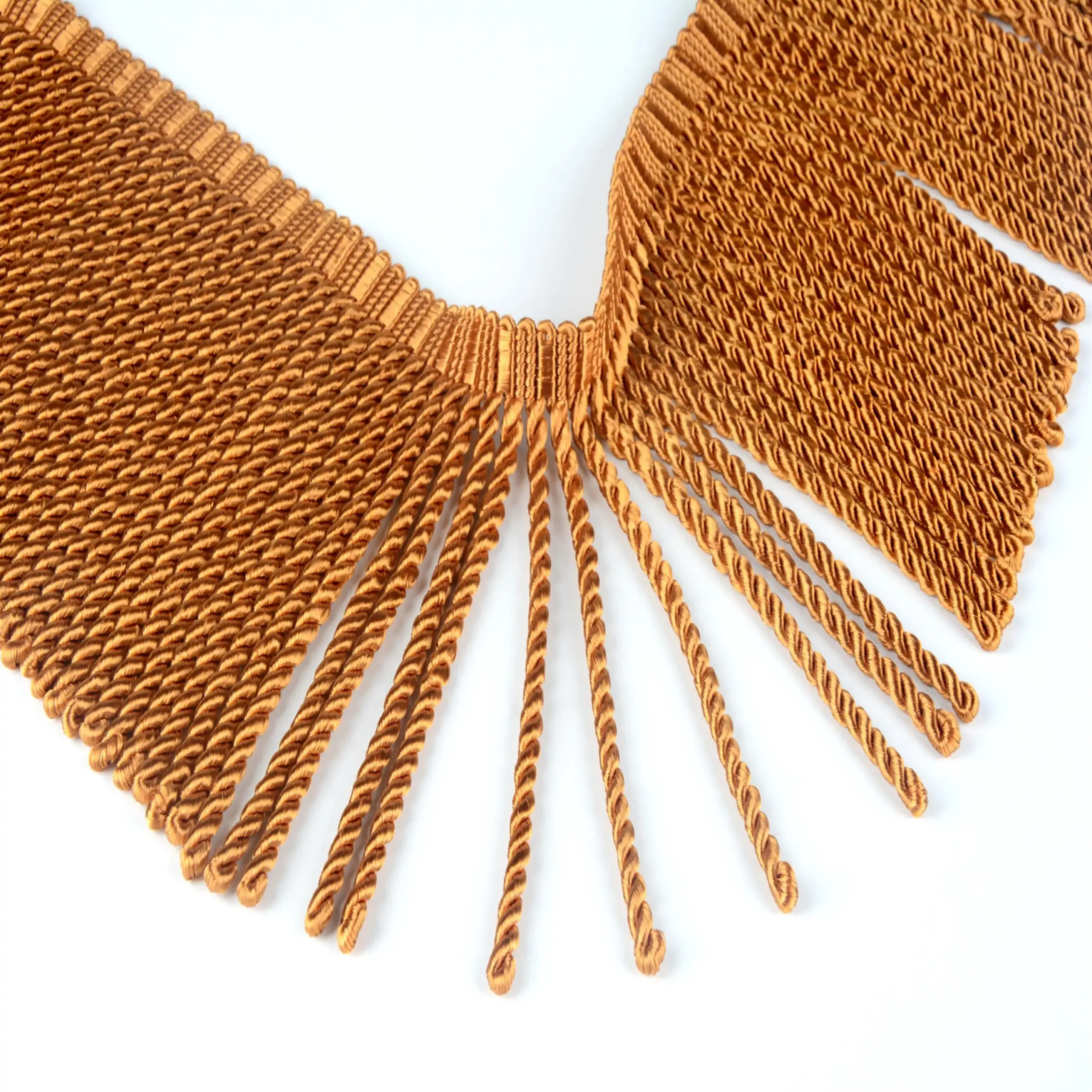 Brut 39 | Braids & Ribbons