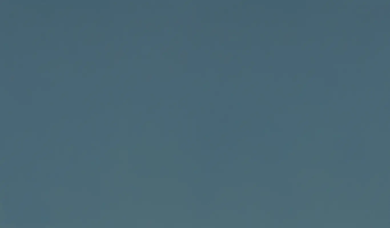 Storm Blue 5289 | Spring