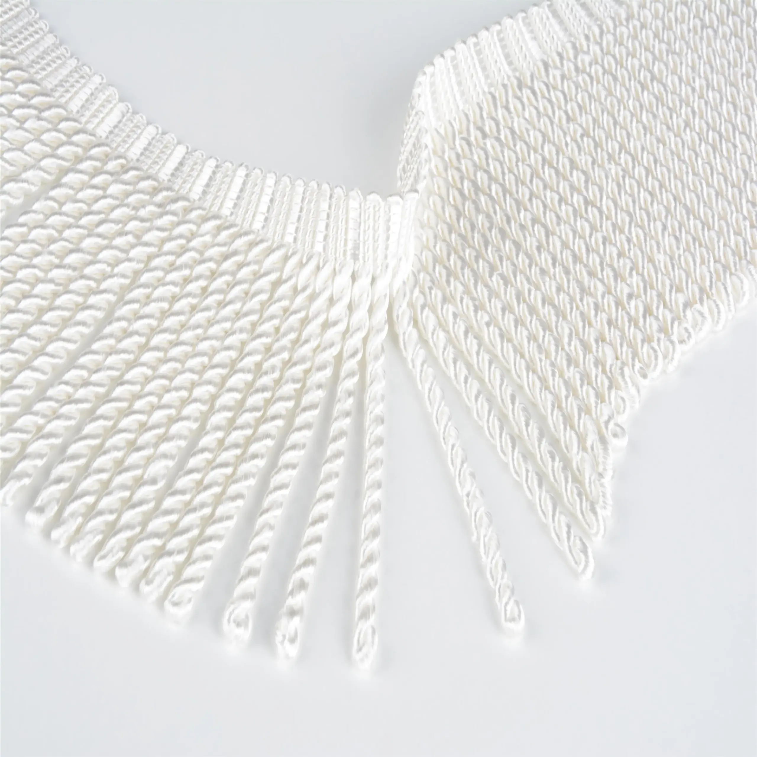 Lucido 01 | Braids & Ribbons