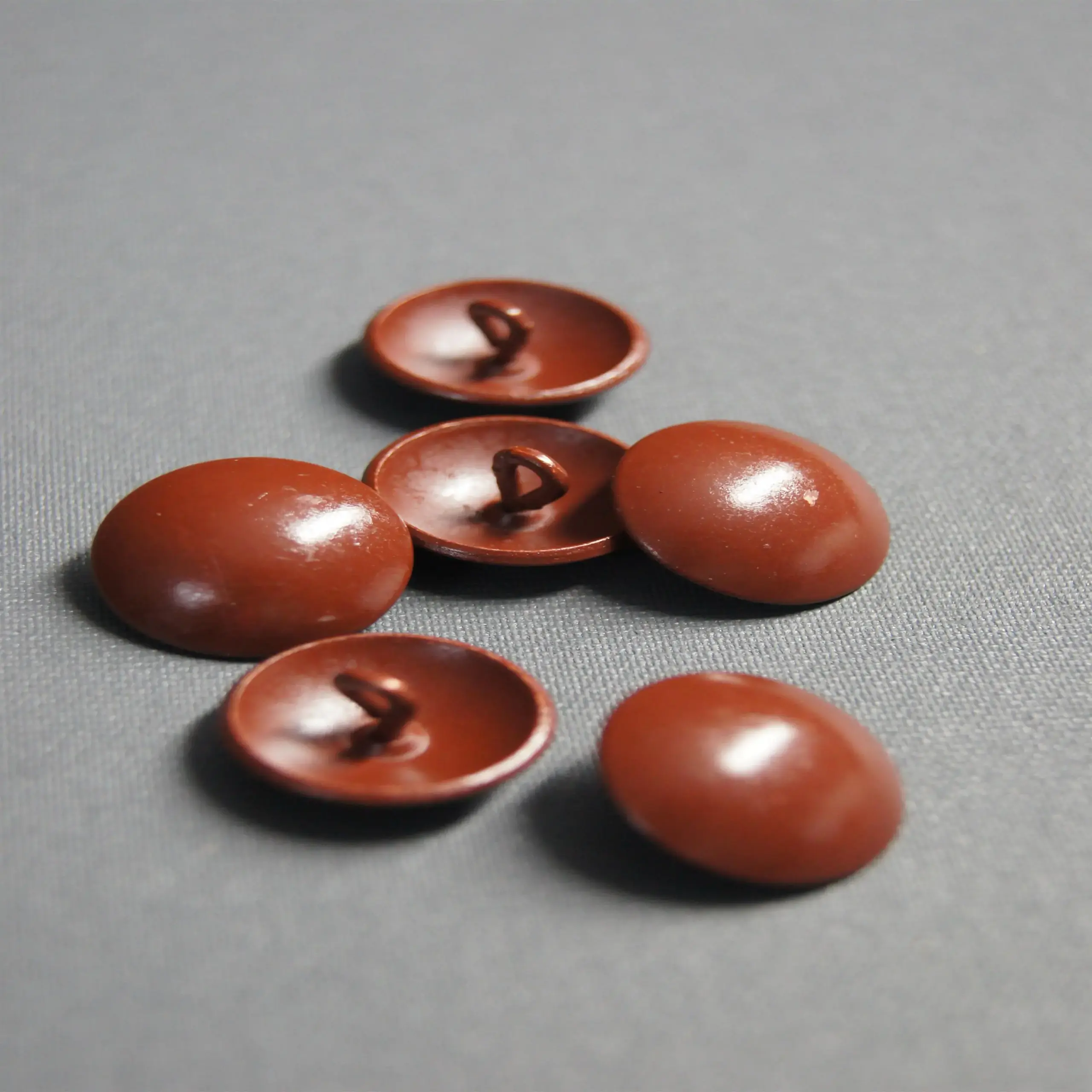 GUZIK DK 18 | Nails & Buttons